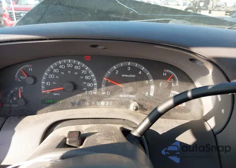 2003 Ford F-150 Lariat/Xlt из США, поврежденный, VIN 1FTRW08L63KC47617